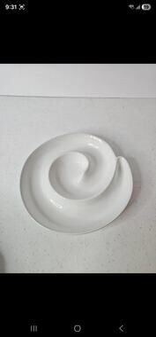 Swirl plate